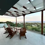 Aelios Petra Sea View 4 דירה