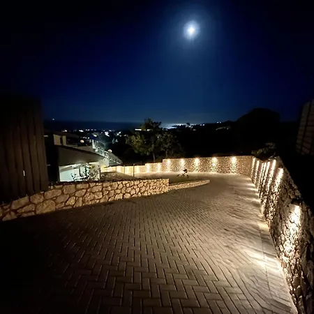 アパート Aelios Petra Sea View 4