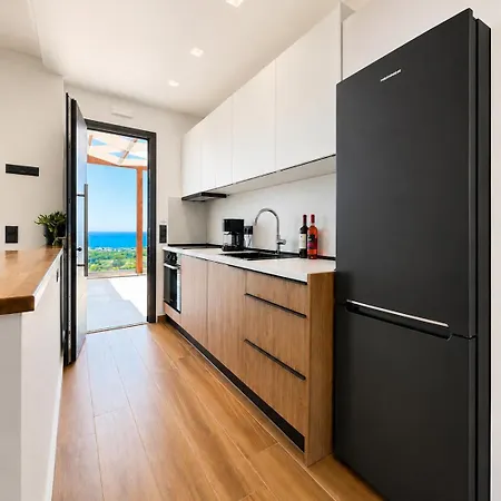 Aelios Petra Sea View 4 דירה *