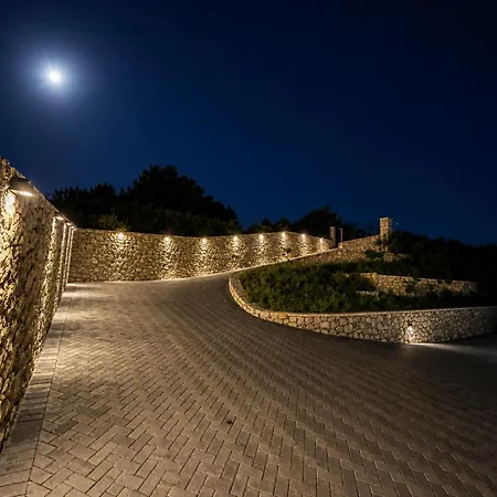 Aelios Petra Sea View 4 דירה אסגורו