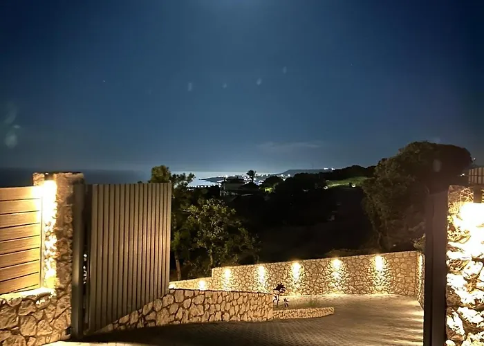 Aelios Petra Sea View 4 アパート