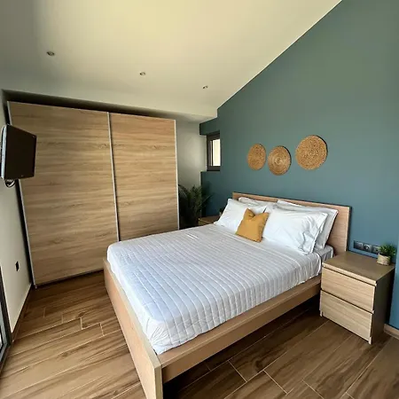 شقة Aelios Petra Sea View 4