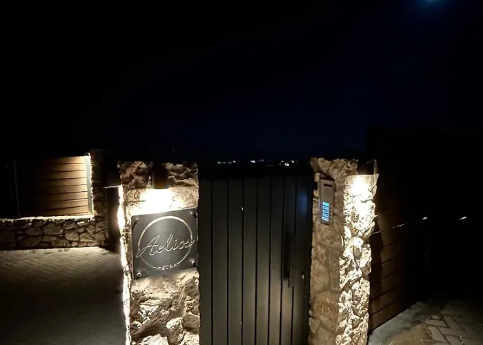 Aelios Petra Sea View Apartment 4 Asgourou