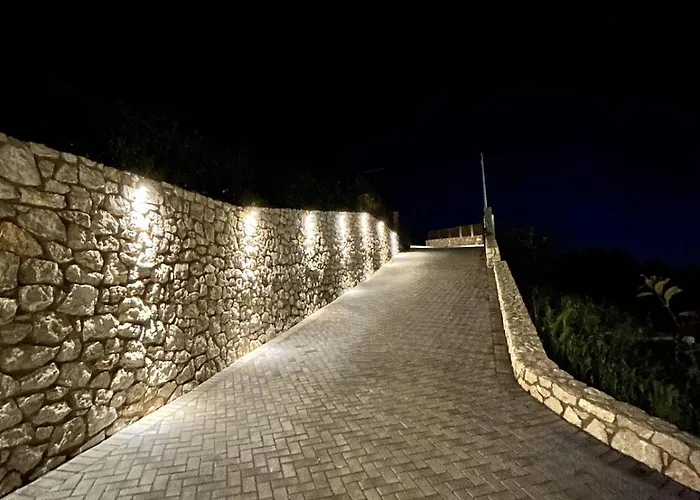 Aelios Petra Sea View Apartment 4 Asgourou